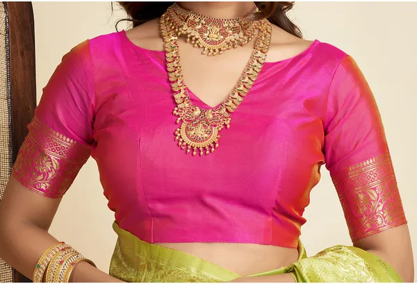 Lemon_Yellow_Luxurious_Silk_Blend_Paithani_Saree_With_Unstitched_Blouse_Piece