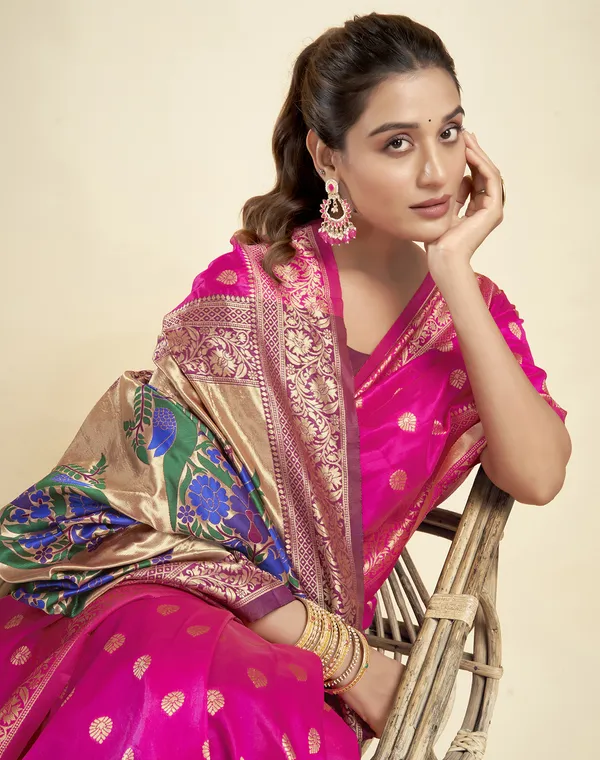 Pink_Luxurious_Silk_Blend_Paithani_Saree_With_Unstitched_Blouse_Piece