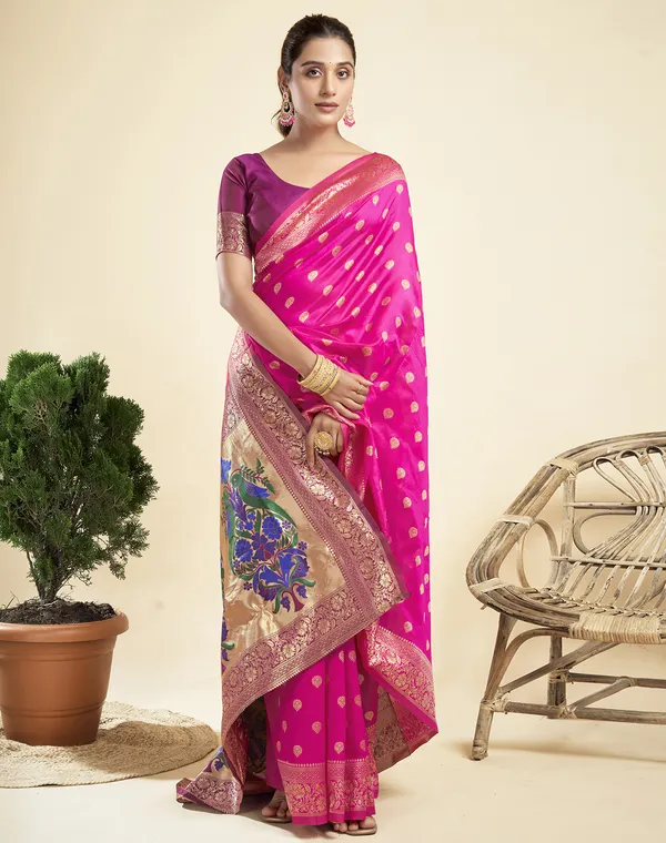 Pink_Luxurious_Silk_Blend_Paithani_Saree_With_Unstitched_Blouse_Piece