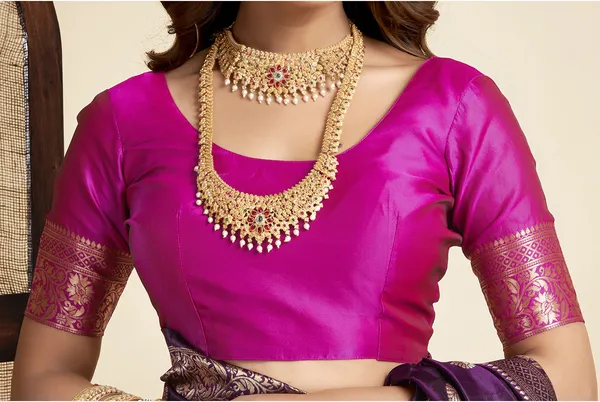 Wine_Luxurious_Silk_Blend_Paithani_Saree_With_Unstitched_Blouse_Piece