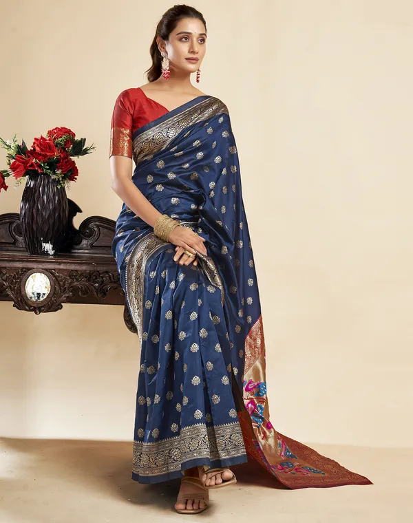 Navy_Blue_Silk_Blend_Paithani_Saree_With_Unstitched_Blouse_Piece