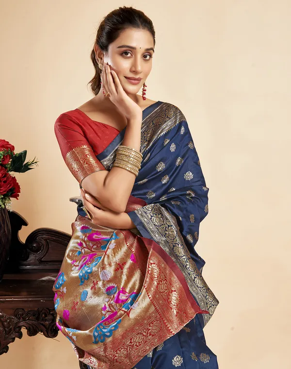 Navy_Blue_Silk_Blend_Paithani_Saree_With_Unstitched_Blouse_Piece