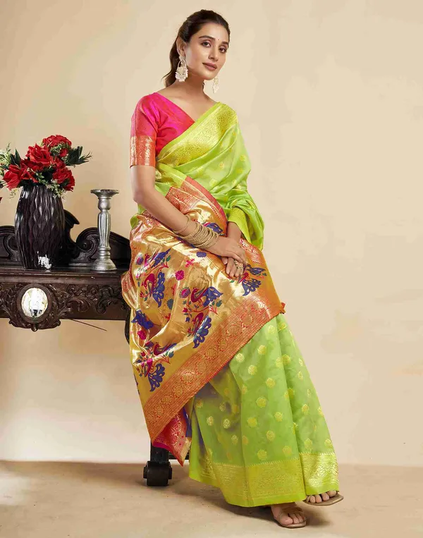 Lemon_Yellow_Silk_Blend_Paithani_Saree_With_Unstitched_Blouse_Piece