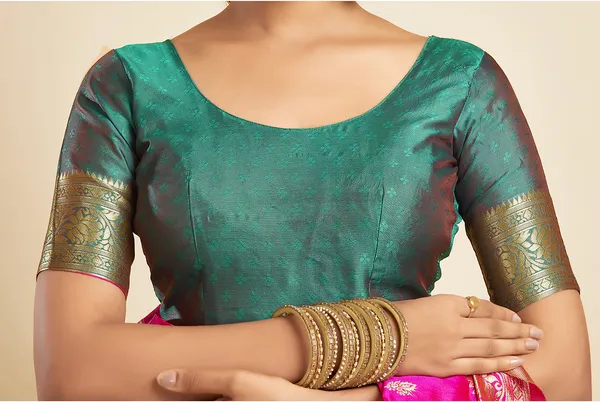 Pink_Ornate_Silk_Blend_Paithani_Saree_With_Unstitched_Blouse_Piece