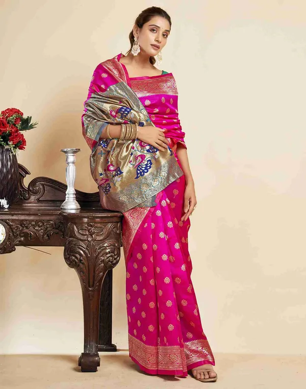 Pink_Ornate_Silk_Blend_Paithani_Saree_With_Unstitched_Blouse_Piece