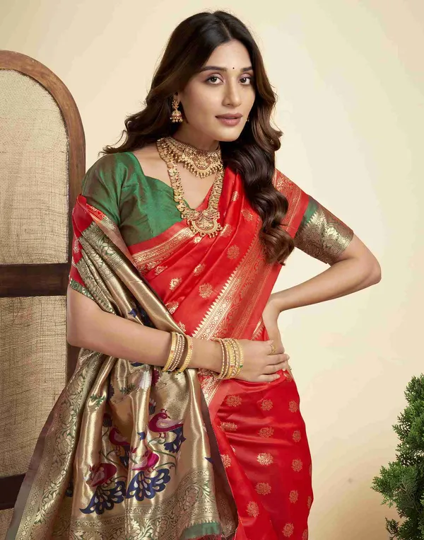 Red_Ornate_Silk_Blend_Paithani_Saree_With_Unstitched_Blouse_Piece