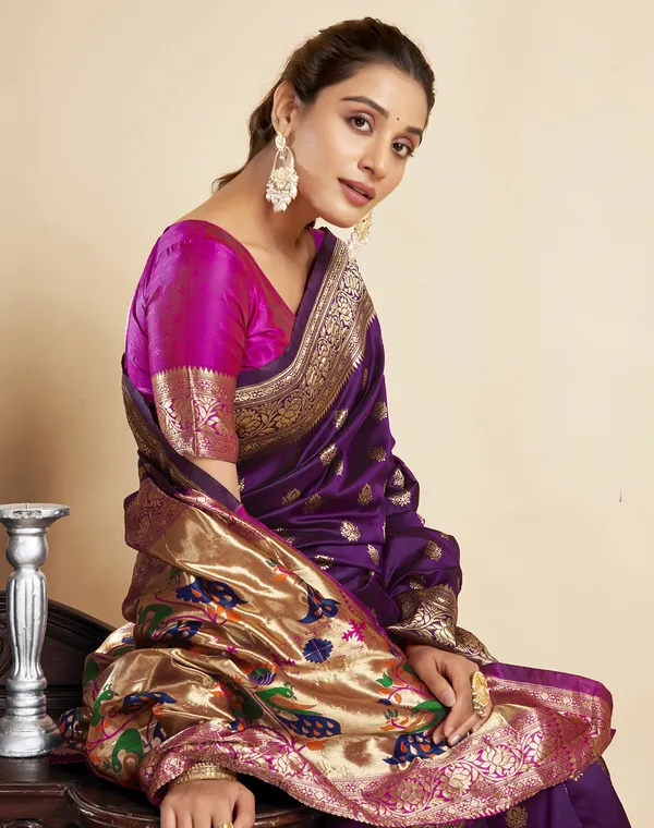 Wine_Ornate_Silk_Blend_Paithani_Saree_With_Unstitched_Blouse_Piece