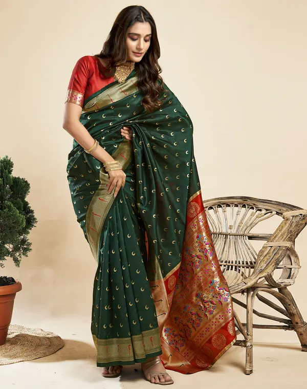 Dark_Green_Silk_Blend_Paithani_Saree_With_Unstitched_Blouse_Piece