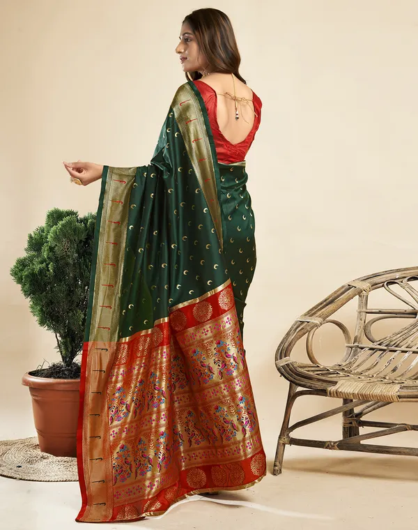 Dark_Green_Silk_Blend_Paithani_Saree_With_Unstitched_Blouse_Piece