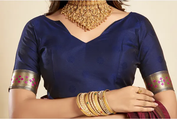 Maroon_Silk_Blend_Paithani_Saree_With_Unstitched_Blouse_Piece