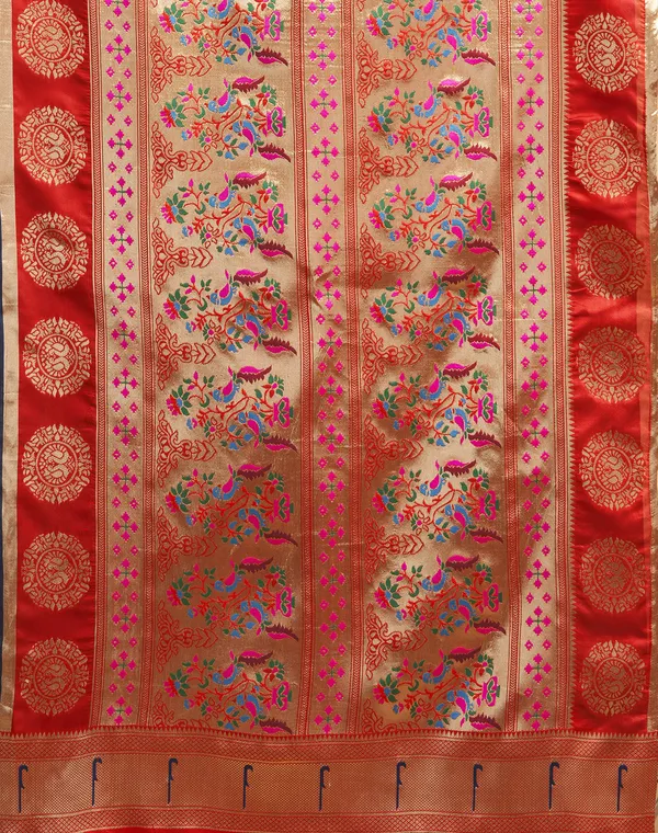 Navy_Blue_Silk_Blend_Paithani_Saree_With_Unstitched_Blouse_Piece