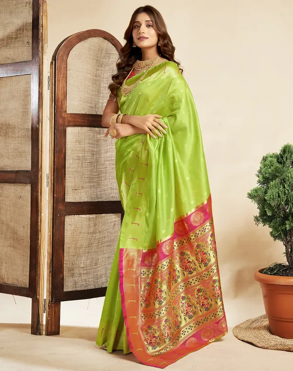 Lemon_Yellow_Silk_Blend_Paithani_Saree_With_Unstitched_Blouse_Piece