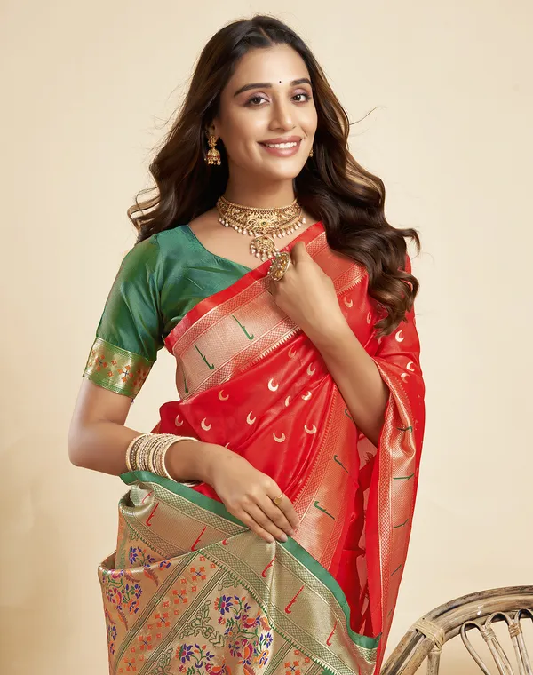 Red_Silk_Blend_Paithani_Saree_With_Unstitched_Blouse_Piece