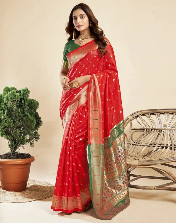 Red_Silk_Blend_Paithani_Saree_With_Unstitched_Blouse_Piece
