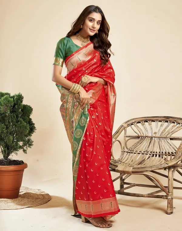 Red_Silk_Blend_Paithani_Saree_With_Unstitched_Blouse_Piece