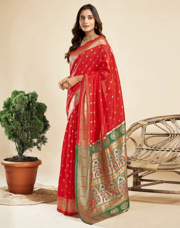 Red_Silk_Blend_Paithani_Saree_With_Unstitched_Blouse_Piece