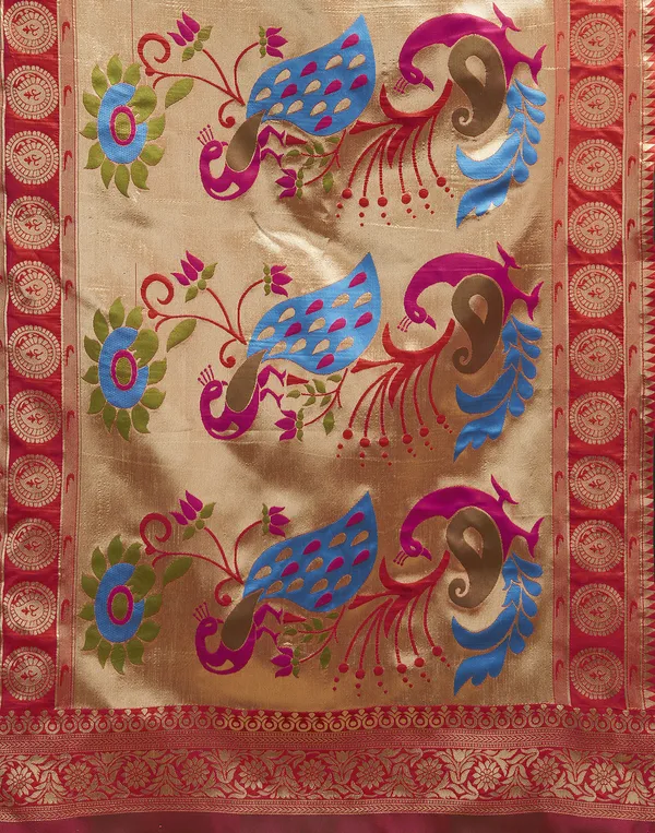 Dark_Green_Luxurious_Silk_Blend_Paithani_Saree_With_Unstitched_Blouse_Piece
