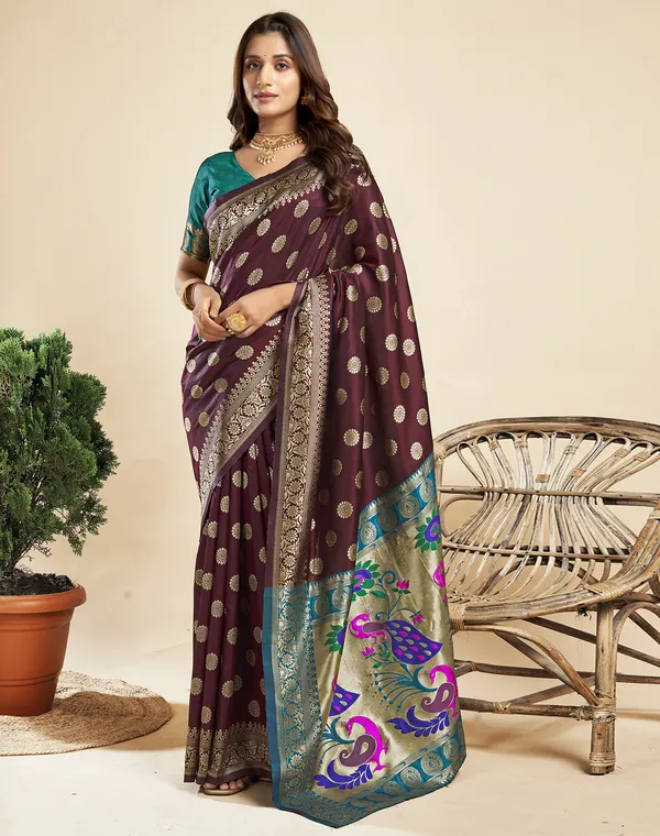 Maroon_Luxurious_Silk_Blend_Paithani_Saree_With_Unstitched_Blouse_Piece