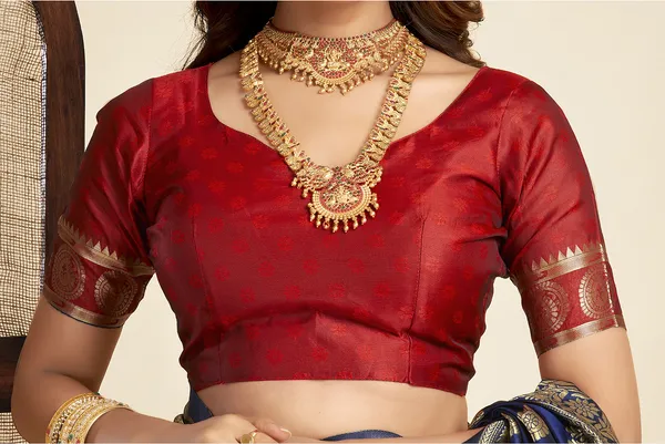Navy_Blue_Luxurious_Silk_Blend_Paithani_Saree_With_Unstitched_Blouse_Piece
