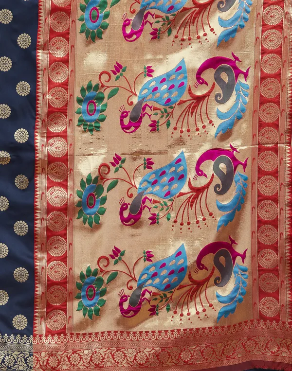 Navy_Blue_Luxurious_Silk_Blend_Paithani_Saree_With_Unstitched_Blouse_Piece