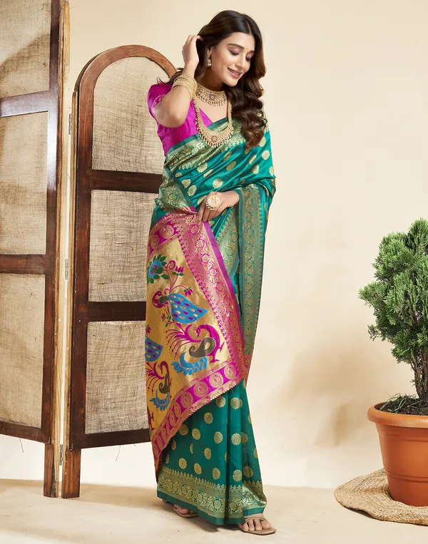 Teal_Luxurious_Silk_Blend_Paithani_Saree_With_Unstitched_Blouse_Piece