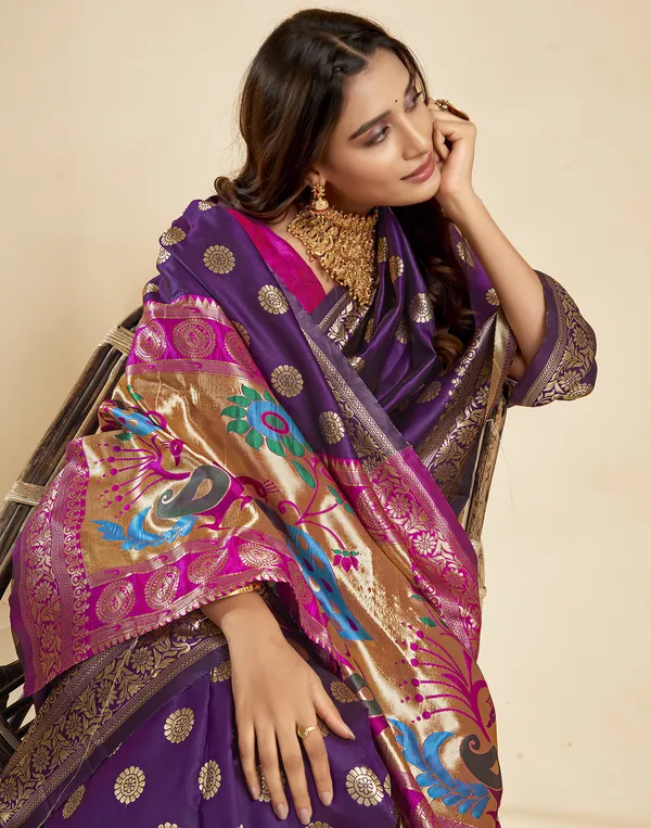 Wine_Luxurious_Silk_Blend_Paithani_Saree_With_Unstitched_Blouse_Piece