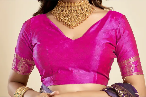Wine_Luxurious_Silk_Blend_Paithani_Saree_With_Unstitched_Blouse_Piece