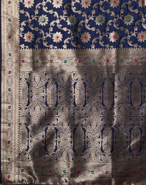 Navy_Blue_Silk_Blend_Kanjeevaram_Saree_With_Unstitched_Blouse_Piece