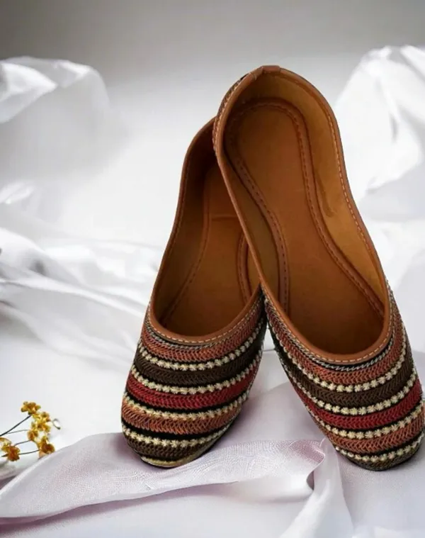 Mojari_Juttis_Bellies_Handcrafted_Embroidery_For_Women