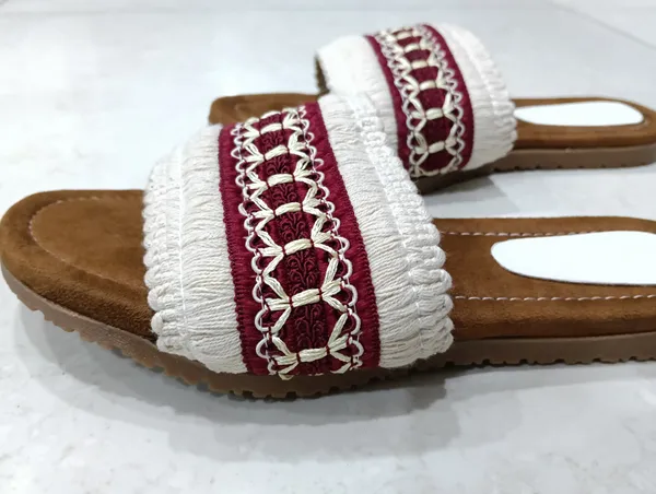 Handcrafted_Ethnic_Sliders_for_Women__Comfortable_Boho_Chic_Flats_with_Embroidered_Detailing