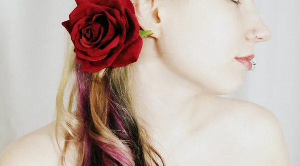 Red_Rose_Flower_Hair_Clip