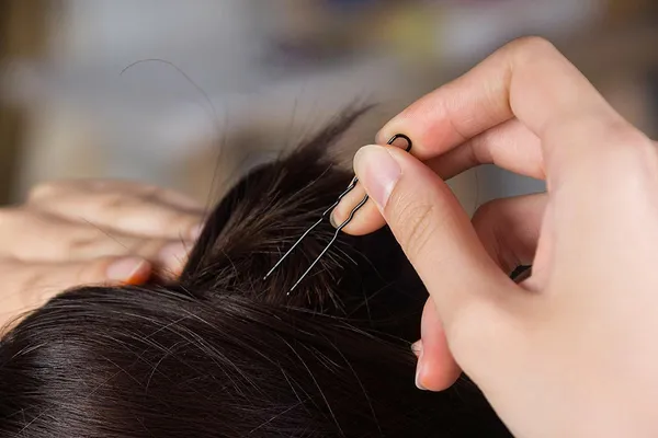 Black_Jura_Pin_Side_Pin_For_Girls_And_Women_Hair_Pin_(Pack_Of_20)