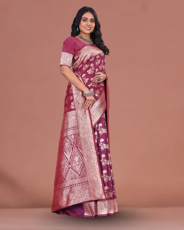 Elegant_Maroon_Banarasi_Silk_Saree_with_Rich_Zari_Weaving_&_Floral_Design