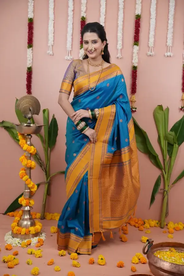 Woven_Narayanpet_Cotton_Silk_Saree_(vibrant_blue)