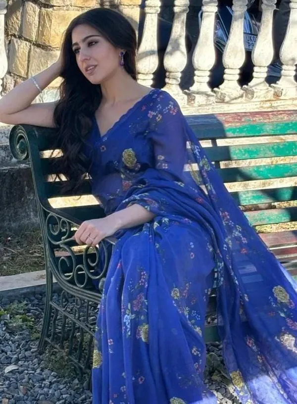 Blue_Printed_Bollywood_Cotton_Linen_Saree_For_Women