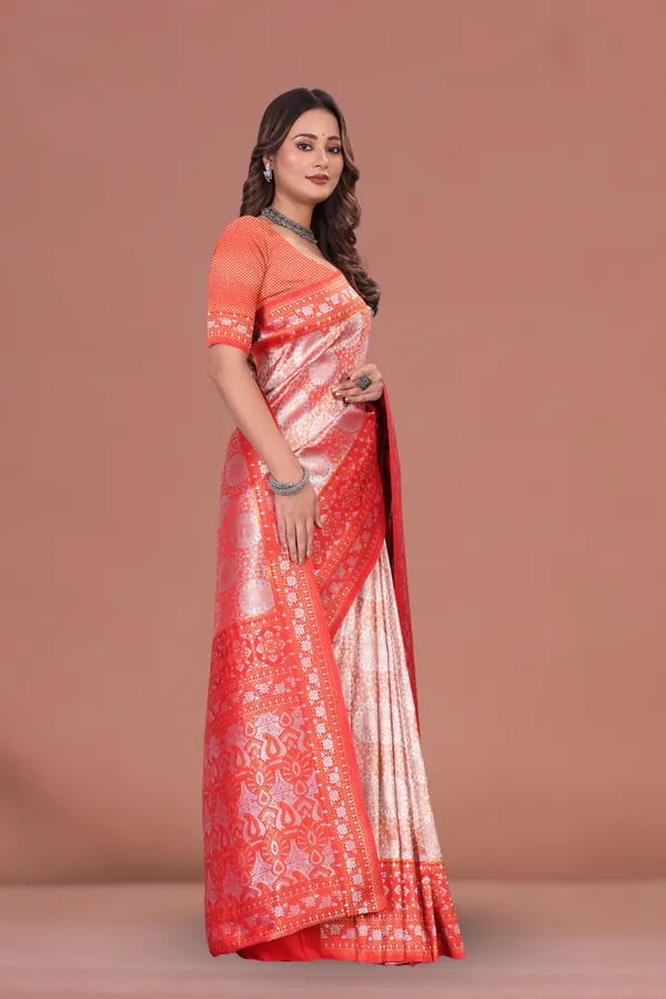 Elegant_Red_and_Silver_Banarasi_Silk_Saree_with_Traditional_Zari_Work