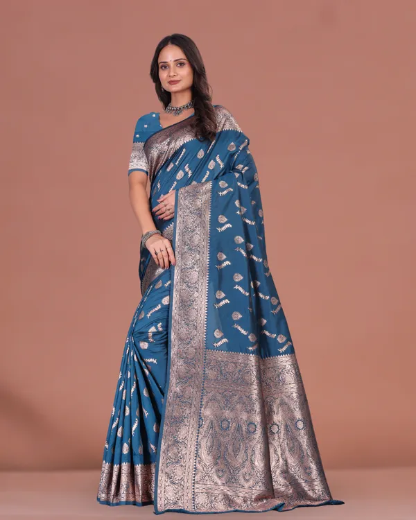 Blue_Banarasi_Silk_Saree_with_Zari_Weaving_Border_&_Rich_Pallu_�_Elegant_Traditional_Wea