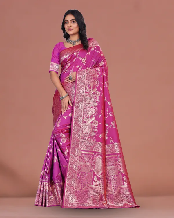 Magenta_Pink_Banarasi_Silk_Saree_with_Heavy_Golden_Zari_Weaving_&_Blouse_Piece