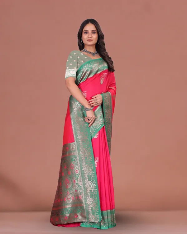 Traditional_Banarasi_Silk_Saree_with_Rich_Zari_Border_and_Pallu