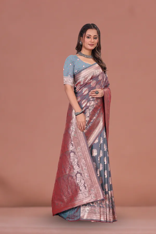 Elegant_Grey_Banarasi_Silk_Saree_with_Rose_Gold_Zari_Weaving_for_Weddings_&_Festive_Wear