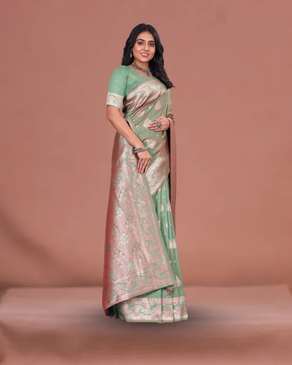 Mint_Green_Banarasi_Silk_Saree_with_Silver_Zari_Weaving_and_Traditional_Motifs