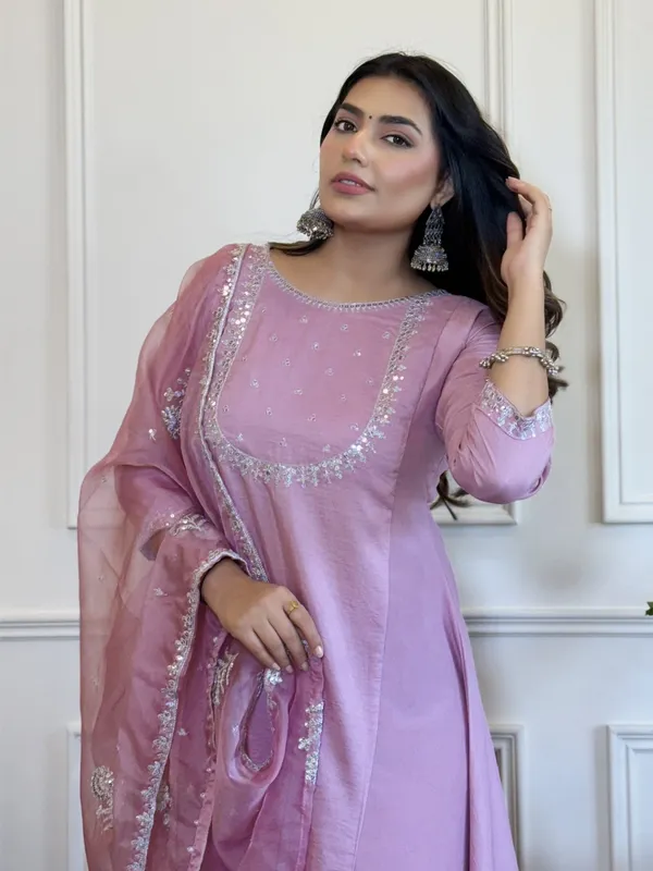 Blush_Pink_Embroidered_Kurta_Set__Soft_Elegance_With_Subtle_Glam_For_Women