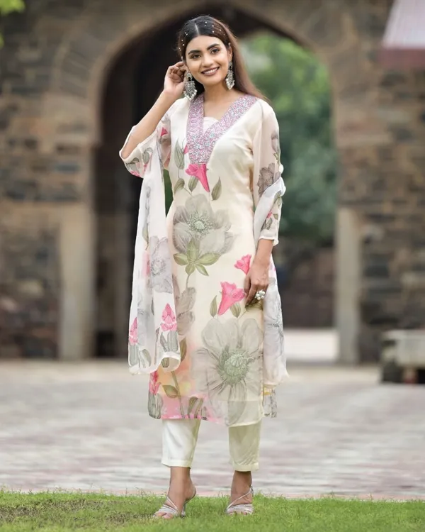 Blush_Bloom_White_Floral_Embroidered_Kurta_Set_For_Women