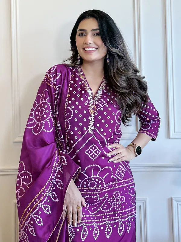 Maroon_Bandhej_Cotton_Suit_Set__Timeless_Tradition_In_Every_Thread_For_Women
