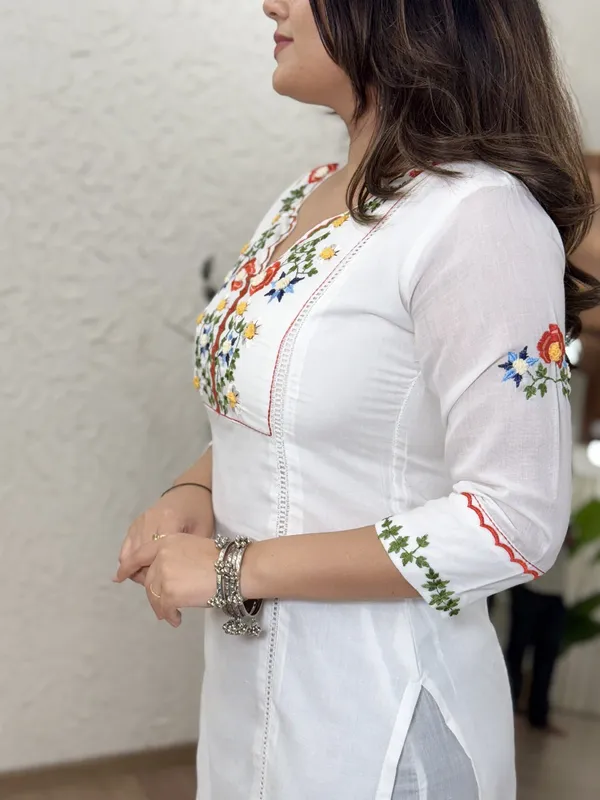 White_Cotton_Kurta_Set_With_Multicolor_Embroidery__Refreshingly_Elegant_For_Women