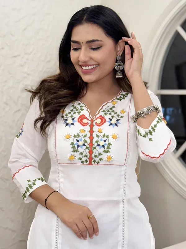 White_Cotton_Kurta_Set_With_Multicolor_Embroidery__Refreshingly_Elegant_For_Women