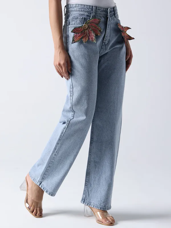 Blue_Autumn_Maple_Detachable_Brooch_on_Jeans_Denim_For_Women