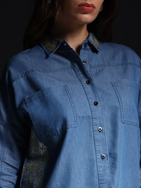 Blue_Wayang_Denim_Shirt_With_White_Jeans_For_Women