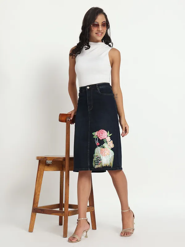 Dark_Blue_Floral_Muse_Hand-Painted_Denim_Skirt_Knee_Length_For_Women