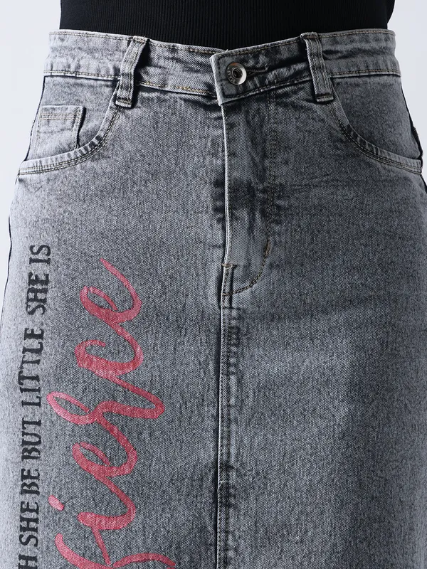 Charcoal_Grey_Poetic_Rose_Denim_Skirt_For_Women